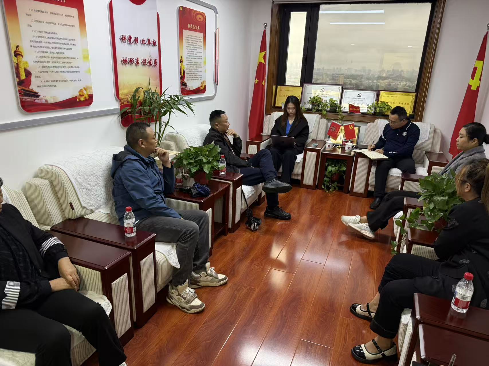 1760066340644448.jpg 52085ca2b8ca1d49f3cc7b060f3dfaf7.jpg